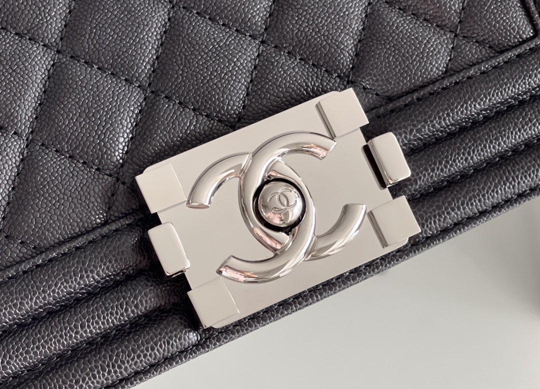 Chanel Leboy-20× 12×7cm 炭灰亮银扣-6960