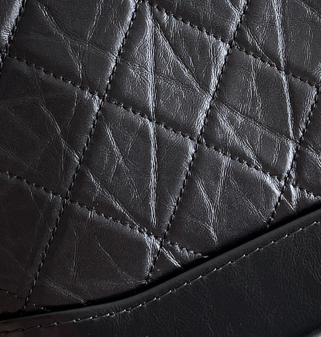 Chanel Gabrielle Hobo Bag 15× 20 × 8 cm BLACK Chanel Gabrielle Hobo Bag 15× 20 × 8 cm BLACK
