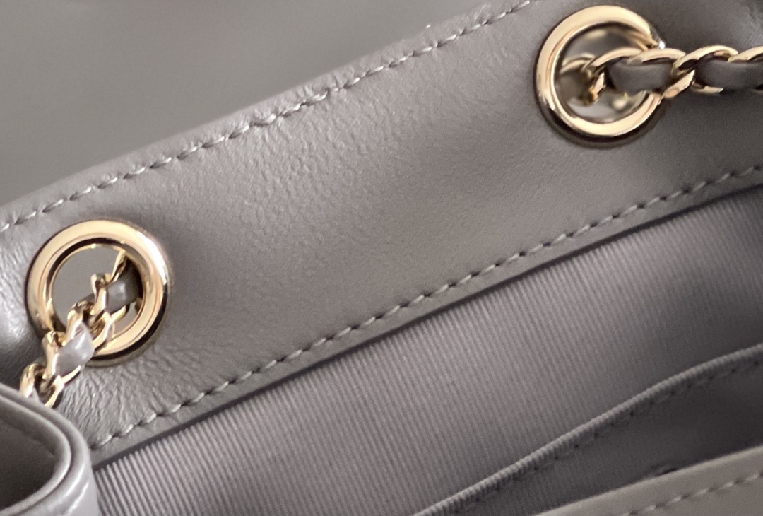 Chanel Duma 18× 18×11cm Grey Chanel Duma 18× 18×11cm Grey
