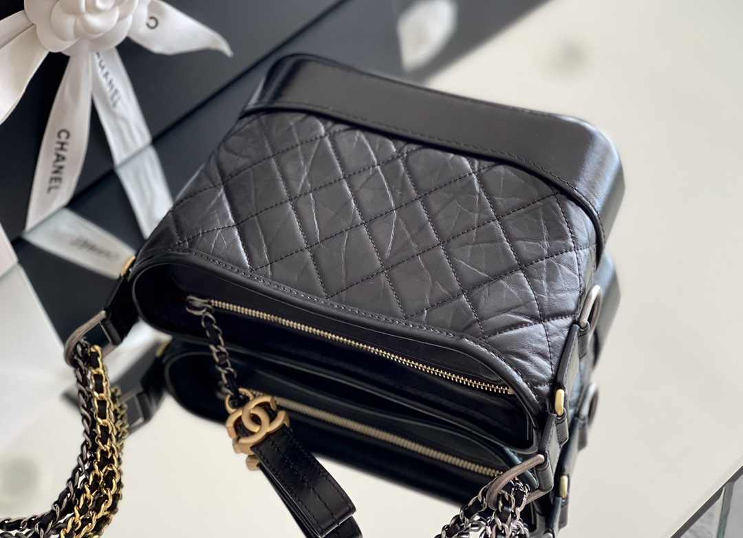 Chanel Gabrielle Hobo Bag 15× 20 × 8 cm BLACK Chanel Gabrielle Hobo Bag 15× 20 × 8 cm BLACK