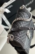 Chanel Leboy-25× 14.5×8cm 电光蓝V纹浅金扣-6268
