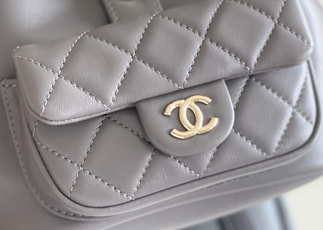 Chanel Duma 18× 18×11cm Grey Chanel Duma 18× 18×11cm Grey