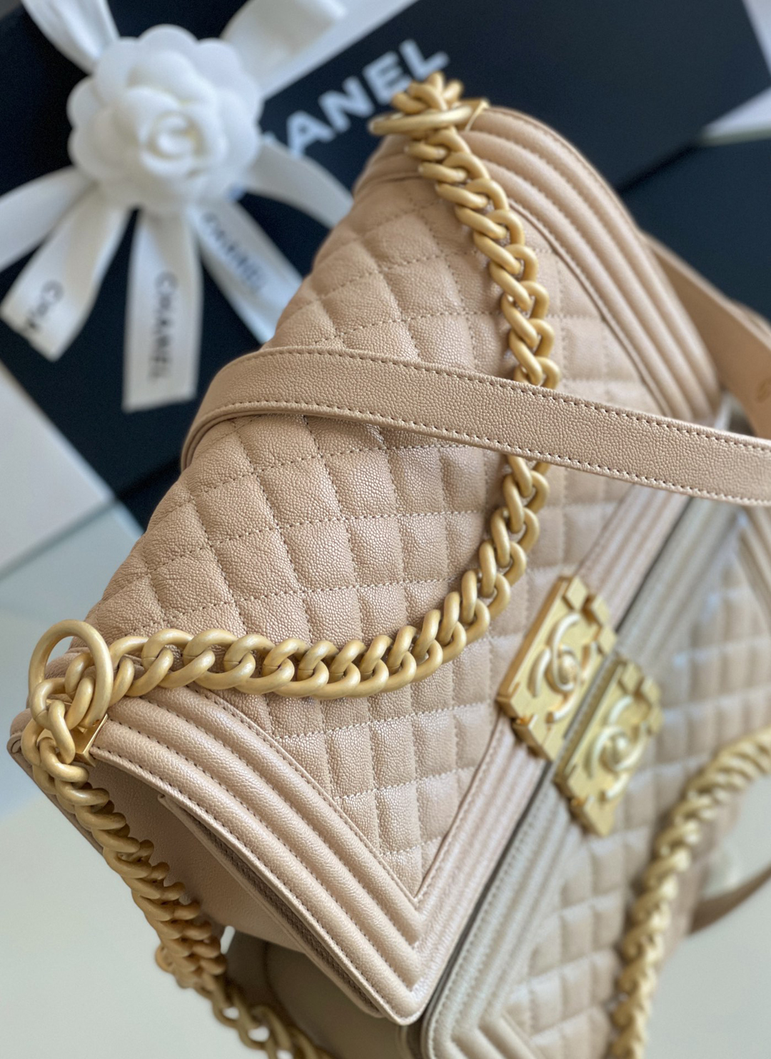 Chanel Leboy-25× 14.5×8cm Apricot 浅金扣