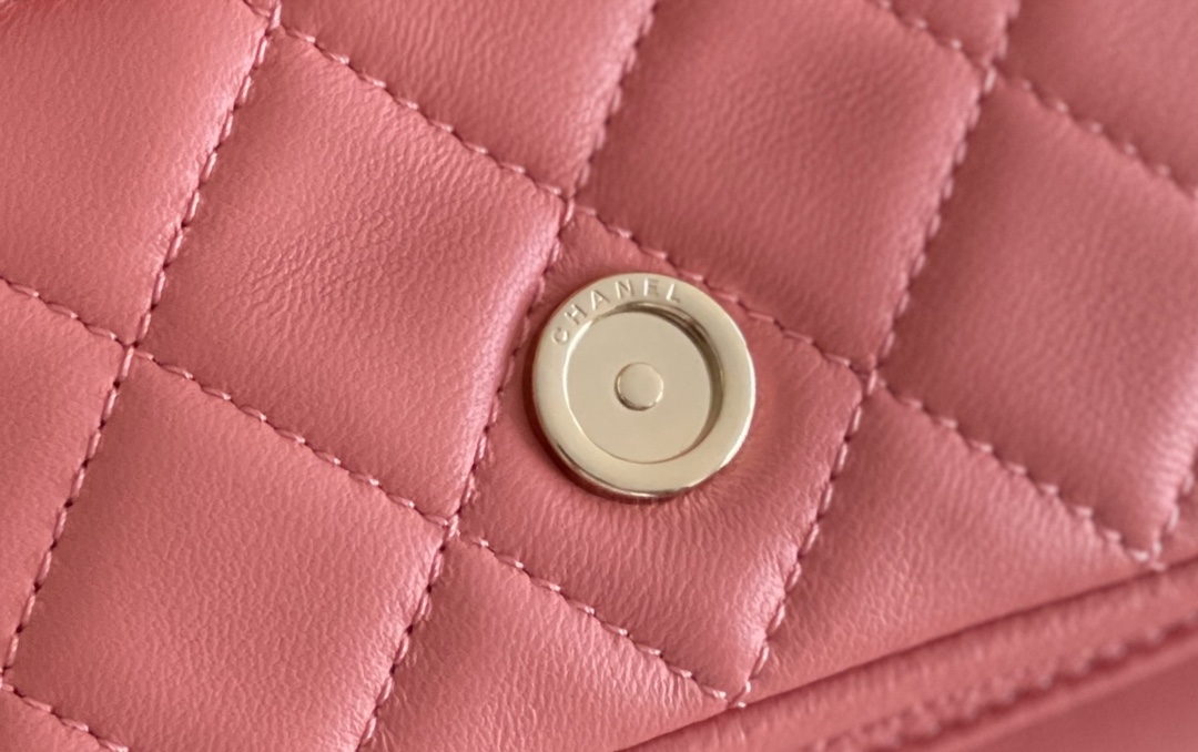 Chanel Duma 18× 18×11cm Pink