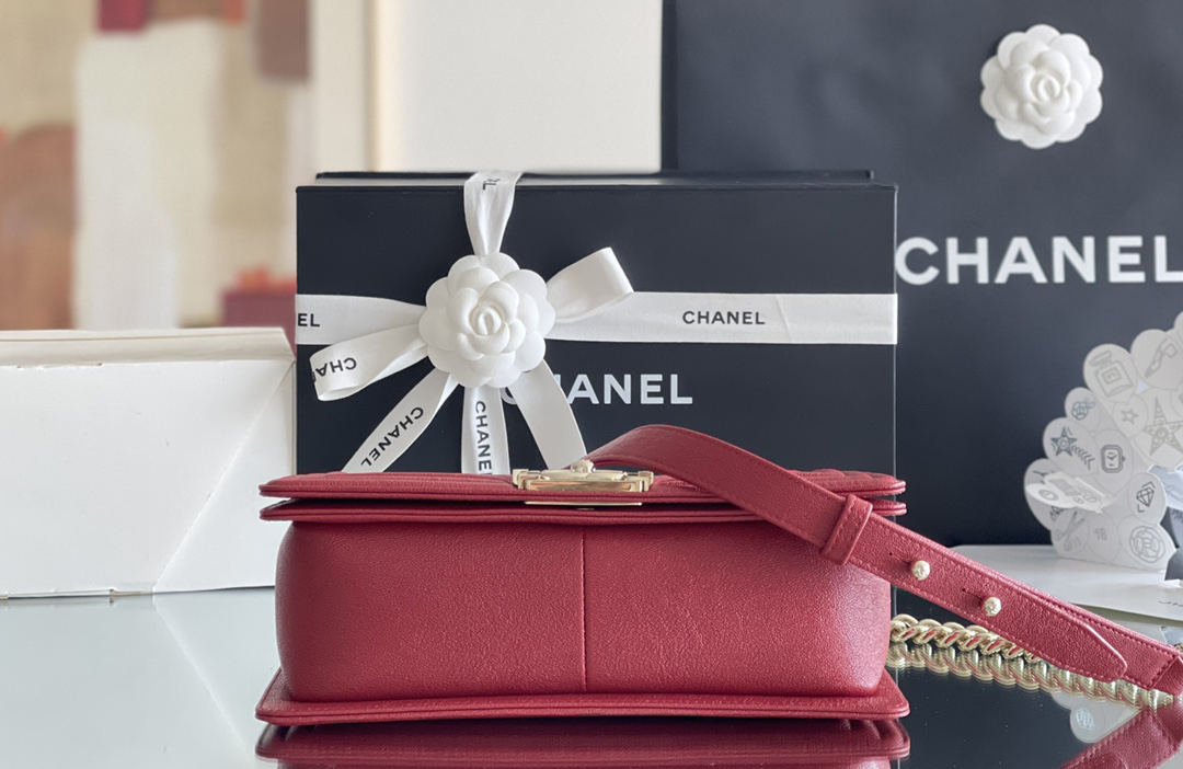 Chanel Leboy-25× 14.5×8cm V纹Red 浅金扣