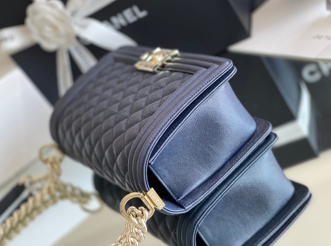 Chanel Leboy-25× 14.5×8cm 湖水绿复古金扣-8838