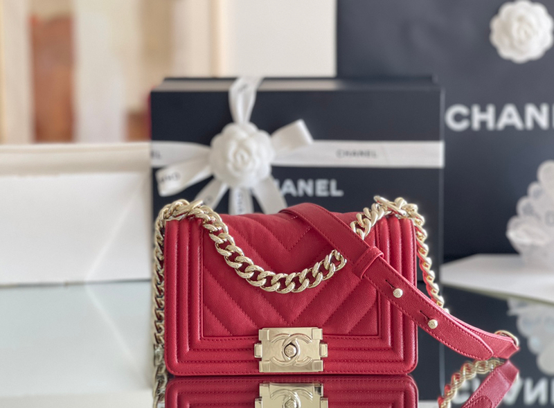 Chanel Leboy-25× 14.5×8cm V纹Red 浅金扣-2585