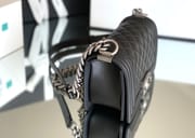Chanel Leboy 20× 12×8cm V纹Black 磨砂金扣-1499