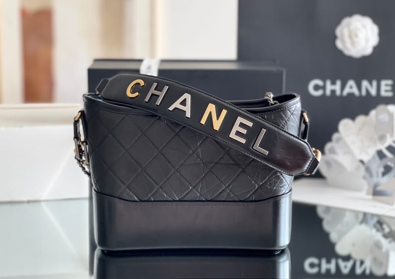 Chane Gabrielle 20× 26×9 cm BLACK