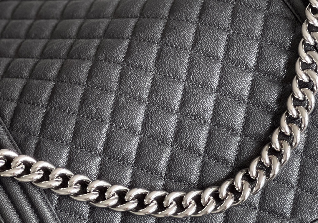 Chanel Leboy-25× 14.5×8cm 炭灰亮银扣 Chanel Leboy-25× 14.5×8cm 炭灰亮银扣