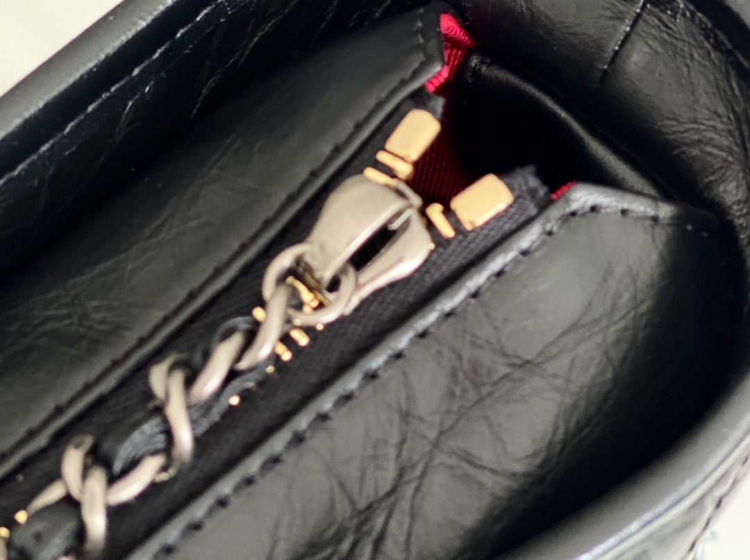Chanel Gabrielle Hobo Bag 15× 20 × 8 cm BLACK Chanel Gabrielle Hobo Bag 15× 20 × 8 cm BLACK