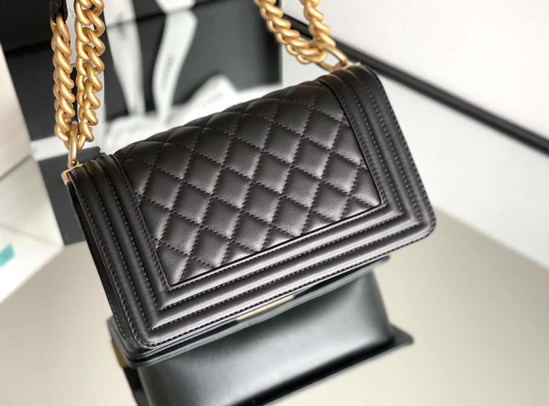 Chanel Leboy 20cm black