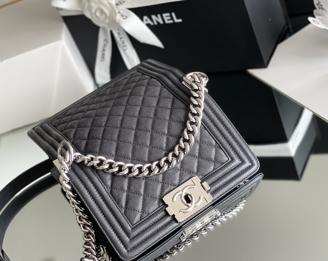 Chanel Leboy-20× 12×7cm 炭灰亮银扣-6960
