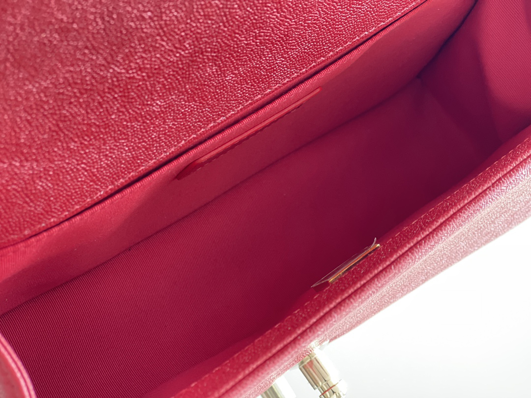 Chanel Leboy-25× 14.5×8cm V纹Red 浅金扣 Chanel Leboy-25× 14.5×8cm V纹Red 浅金扣