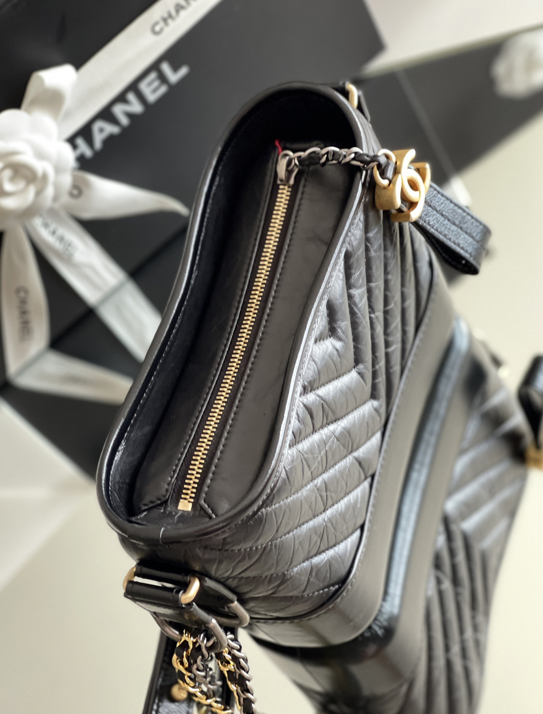Chanel Gabrielle Hobo Bag 15× 20 × 8 cm V纹BLACK Chanel Gabrielle Hobo Bag 15× 20 × 8 cm V纹BLACK