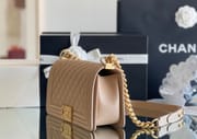 Chanel Leboy-25× 14.5×8cm V纹Red 浅金扣-3053