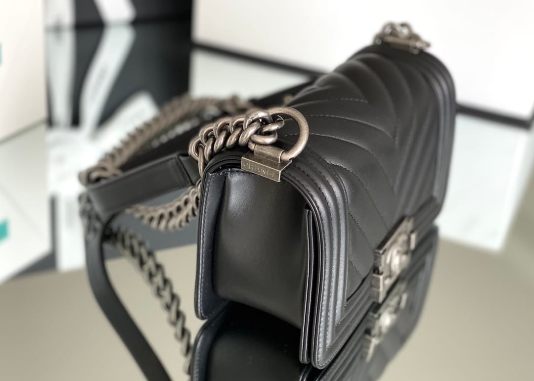 Chanel Leboy 20× 12×8cm V纹Black-0470