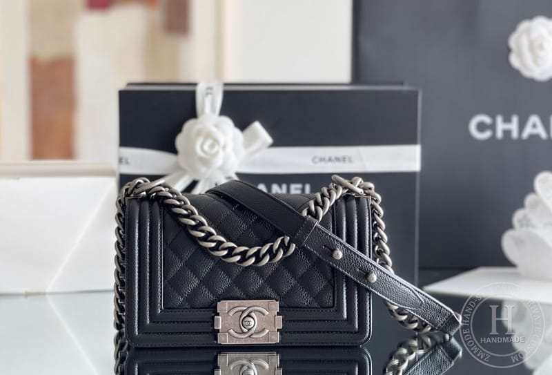 Chanel Leboy-12× 20.5×8.5cm black Gold-4836