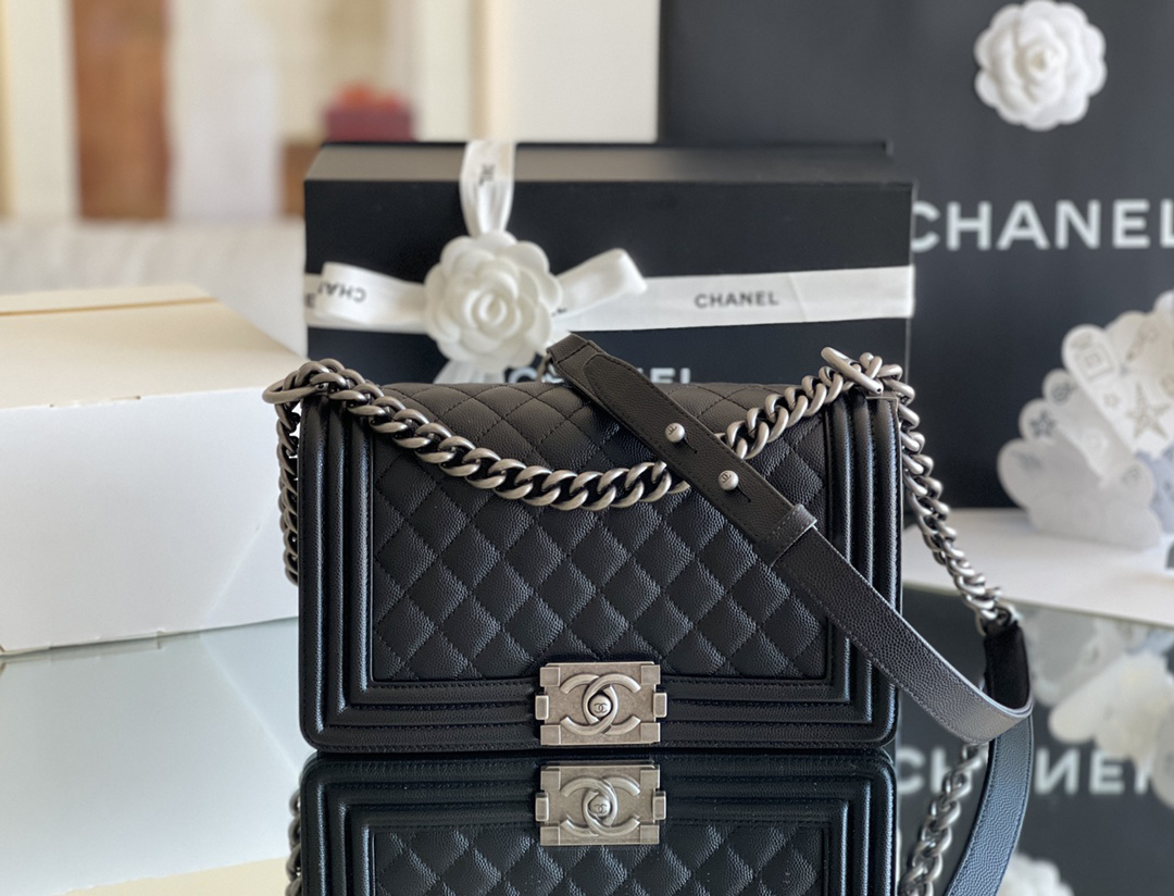 Chanel Leboy-25× 14.5×8cm black砂金扣