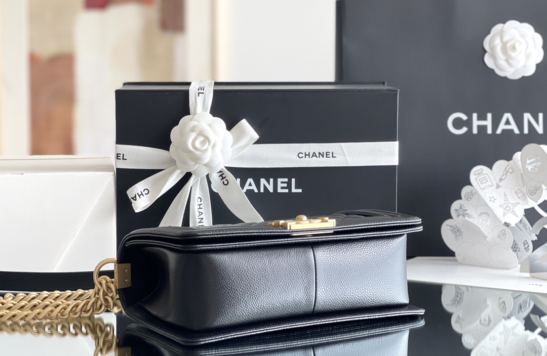 Chanel Leboy-15× 25×9cm BLACK 砂金扣 Chanel Leboy-15× 25×9cm BLACK 砂金扣