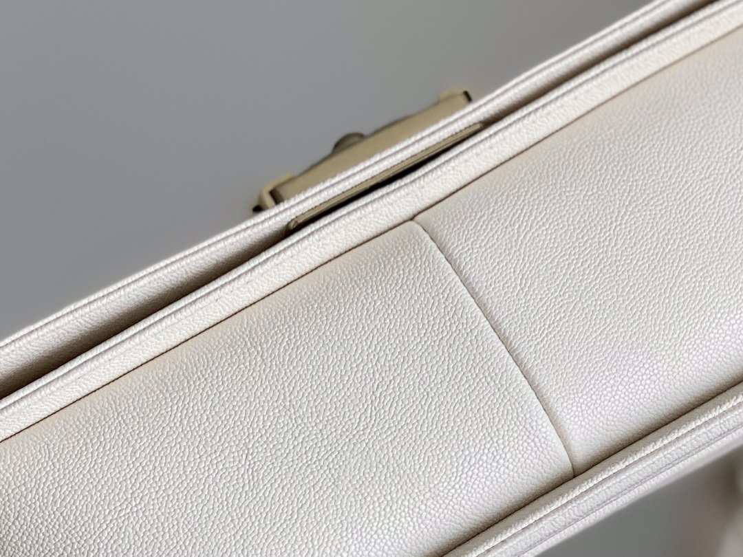 Chanel Leboy-25× 14.5×8cm 午夜蓝浅金扣-7786 Chanel Leboy-25× 14.5×8cm 午夜蓝浅金扣-7786