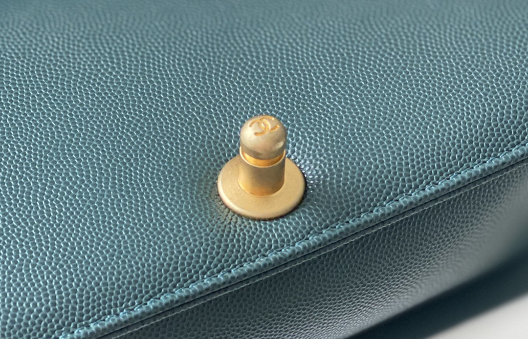 Chanel leboy 20× 12×7cm 松石绿砂金扣