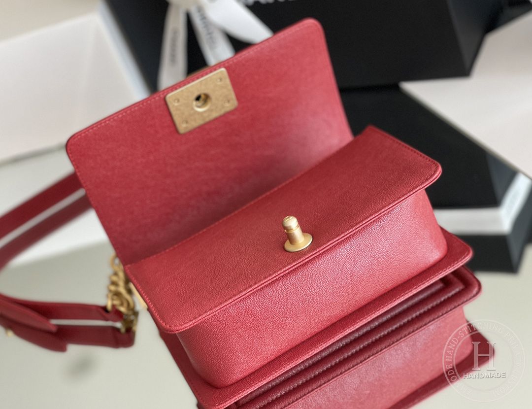 Chanel leboy 20× 12×7 red 24Gold扣 Chanel leboy 20× 12×7 red 24Gold扣