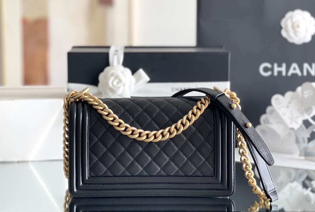 Chanel Leboy-15× 25×9cm BLACK 砂金扣 Chanel Leboy-15× 25×9cm BLACK 砂金扣