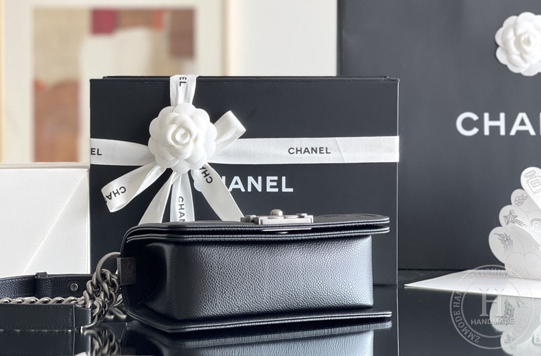 Chanel Leboy-12× 20.5×8.5cm black Gold-4836