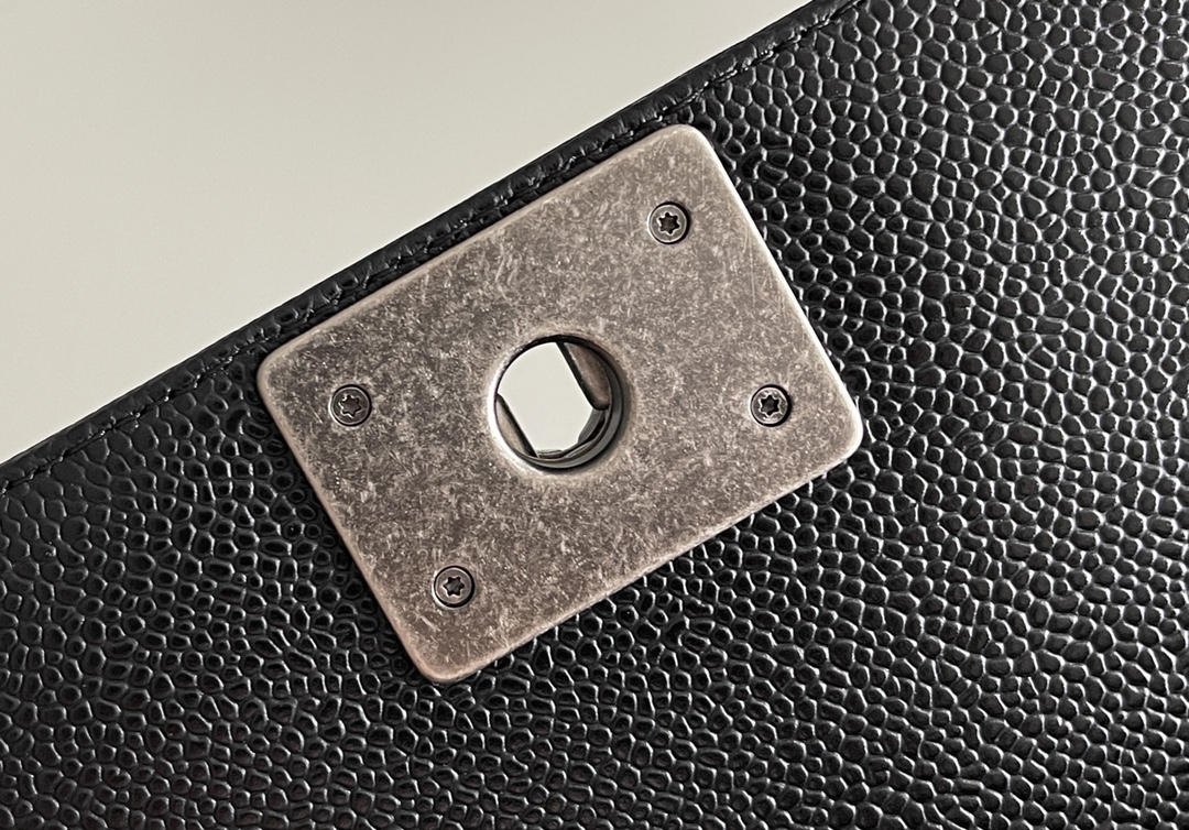 Chanel Leboy-15× 25×9cm  BLACK银扣