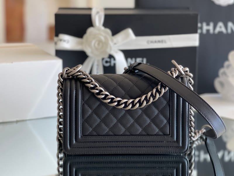 Chanel leboy 20× 12×7cm Black砂金扣-7517
