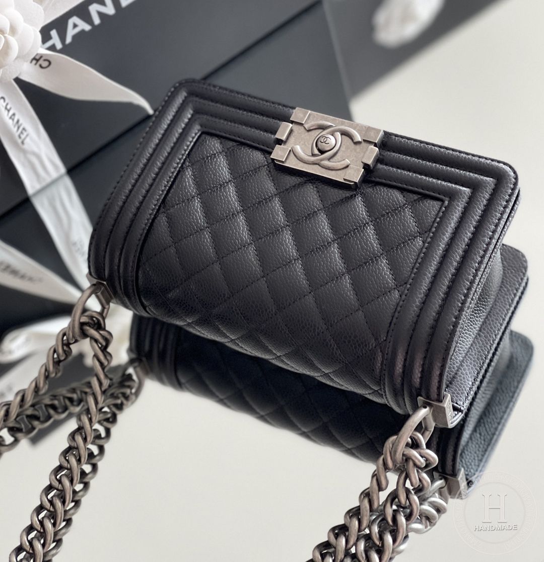 Chanel Leboy-12× 20.5×8.5cm black 银扣