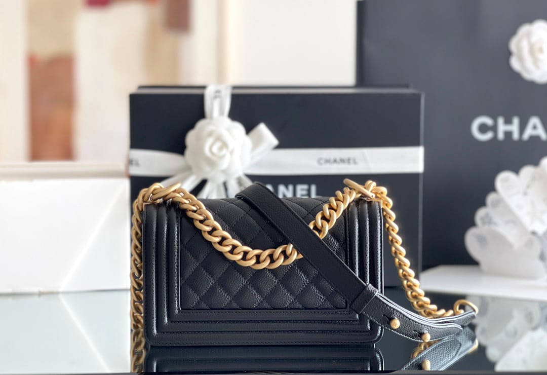 Chanel Leboy-12× 20.5×8.5cm black