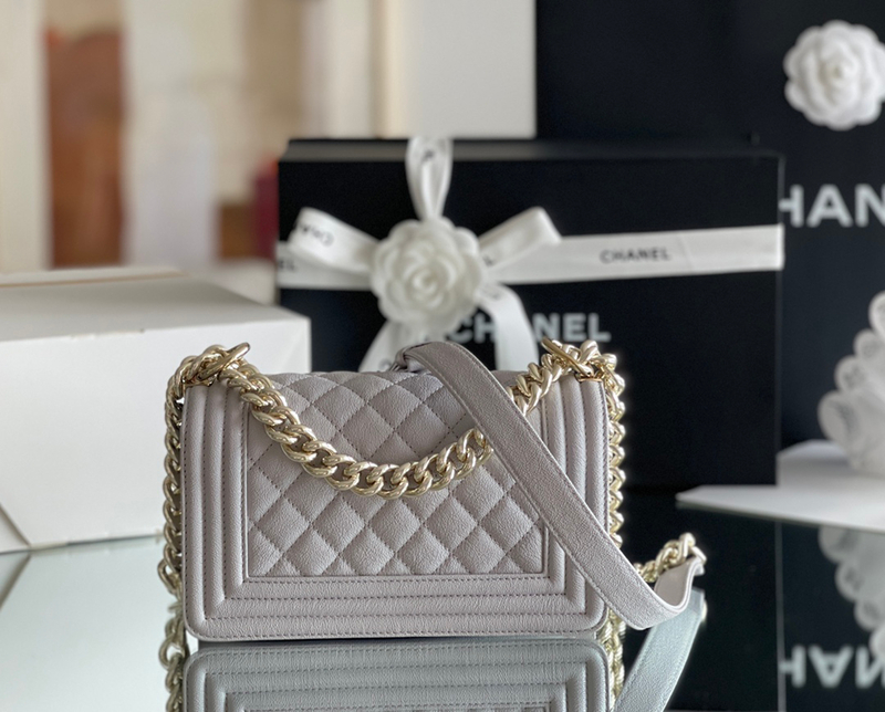 Chanel Leboy-20× 12×7cm 冰川白浅金扣
