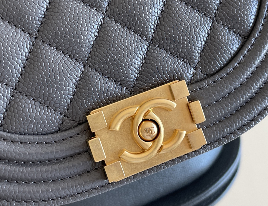 Chanel leboy-18× 13×6cm 水泥灰