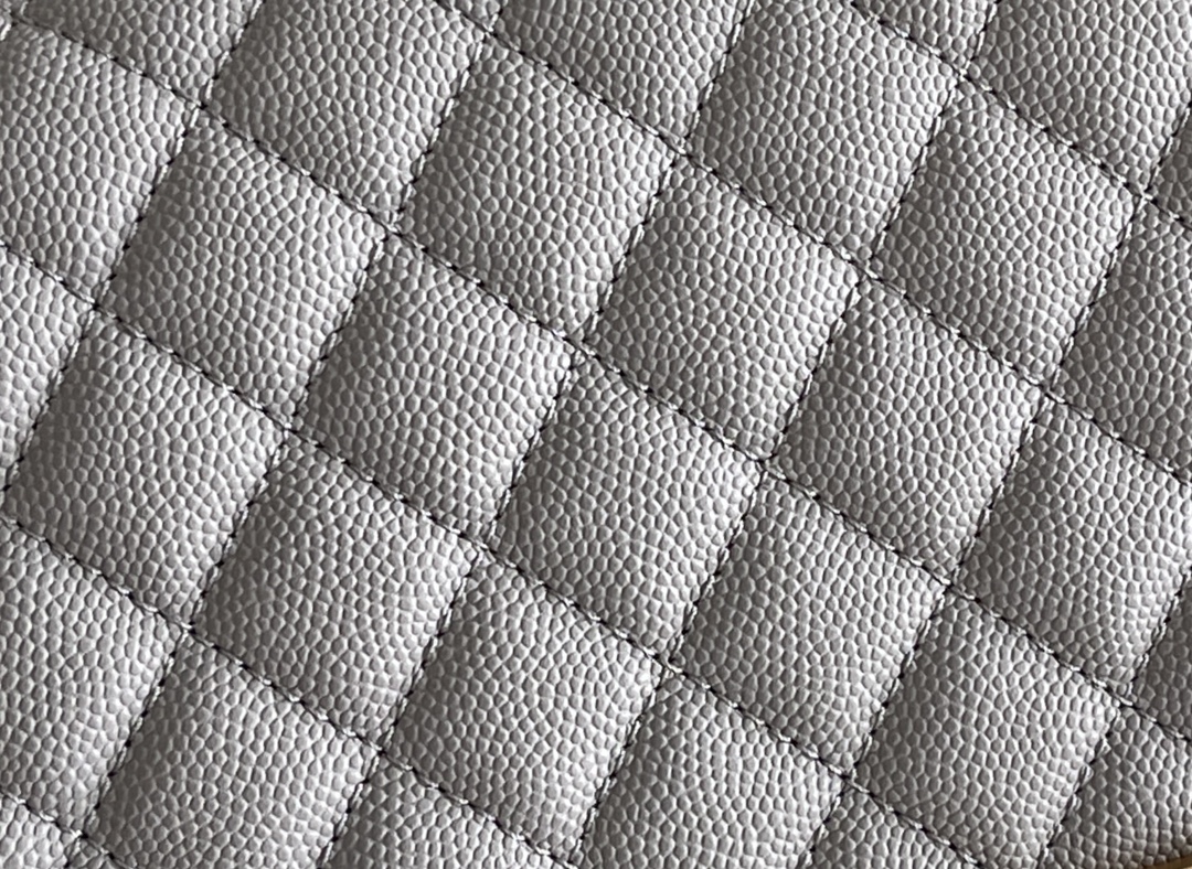 Chanel Leboy-25× 14.5×8cm grey 复砂金扣 Chanel Leboy-25× 14.5×8cm grey 复砂金扣