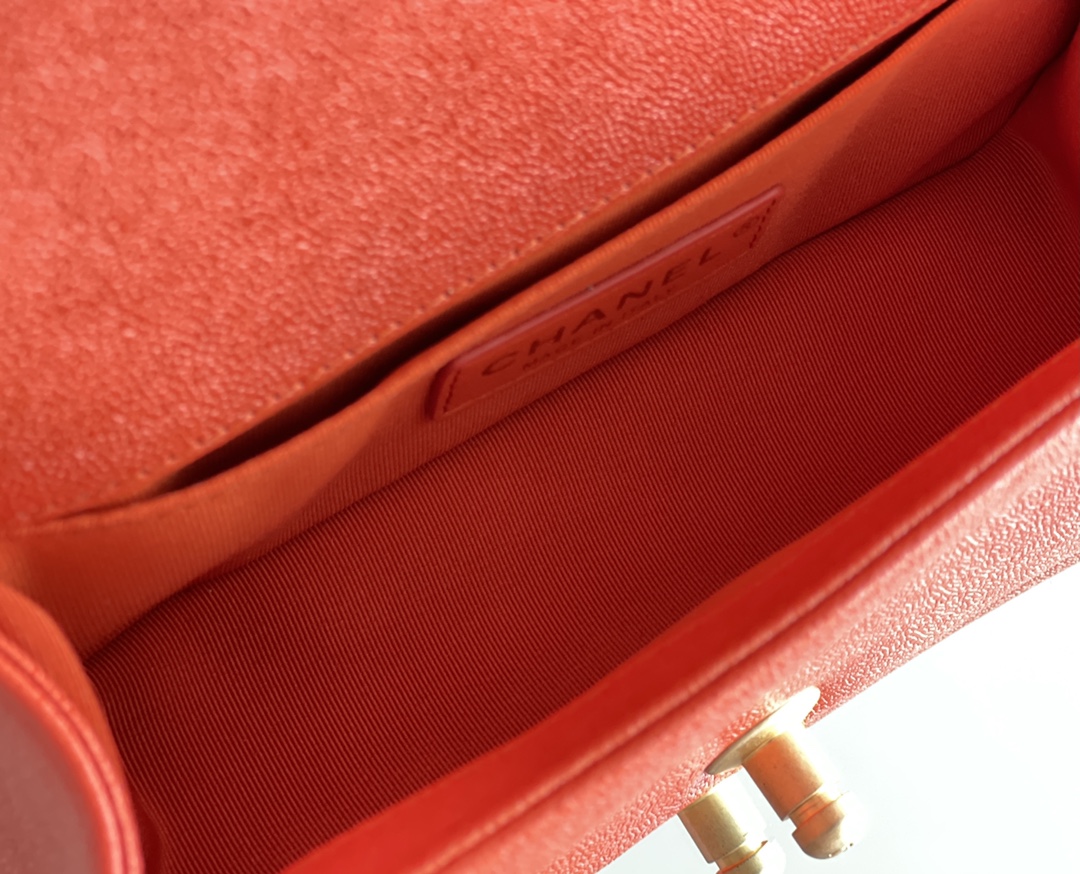 Chanel Leboy-20× 12×7cm 橘红色24kgold扣