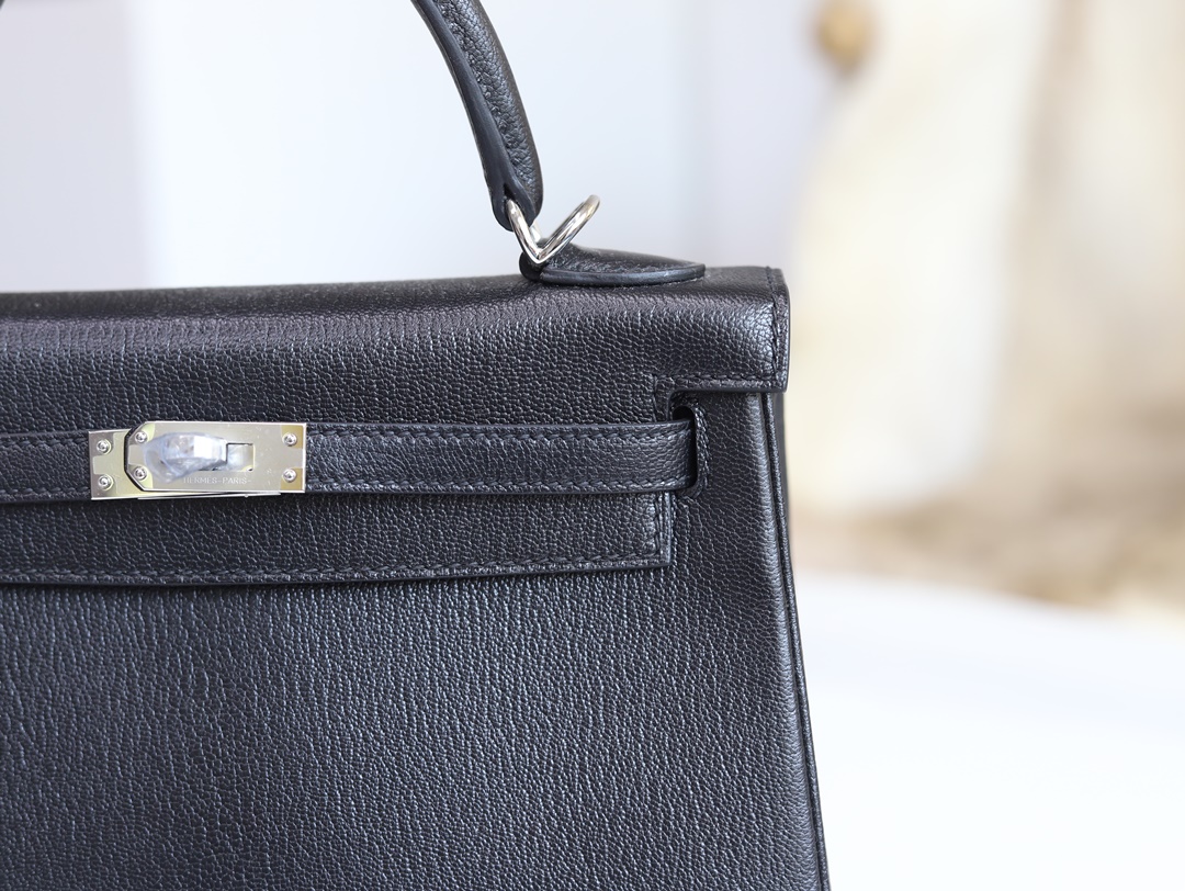 KELLY25 89 NOIR CHEVRE PHW