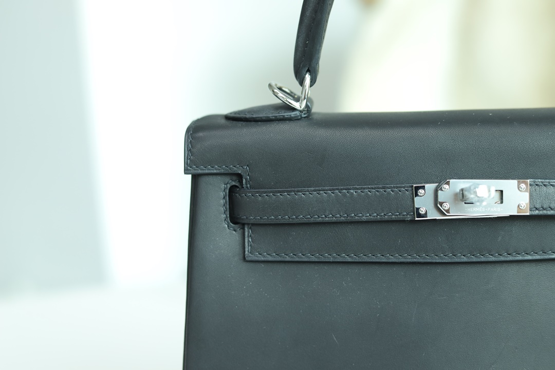 【 STOCK 】89 NOIR BLACK BARENIA KELLY25 PHW