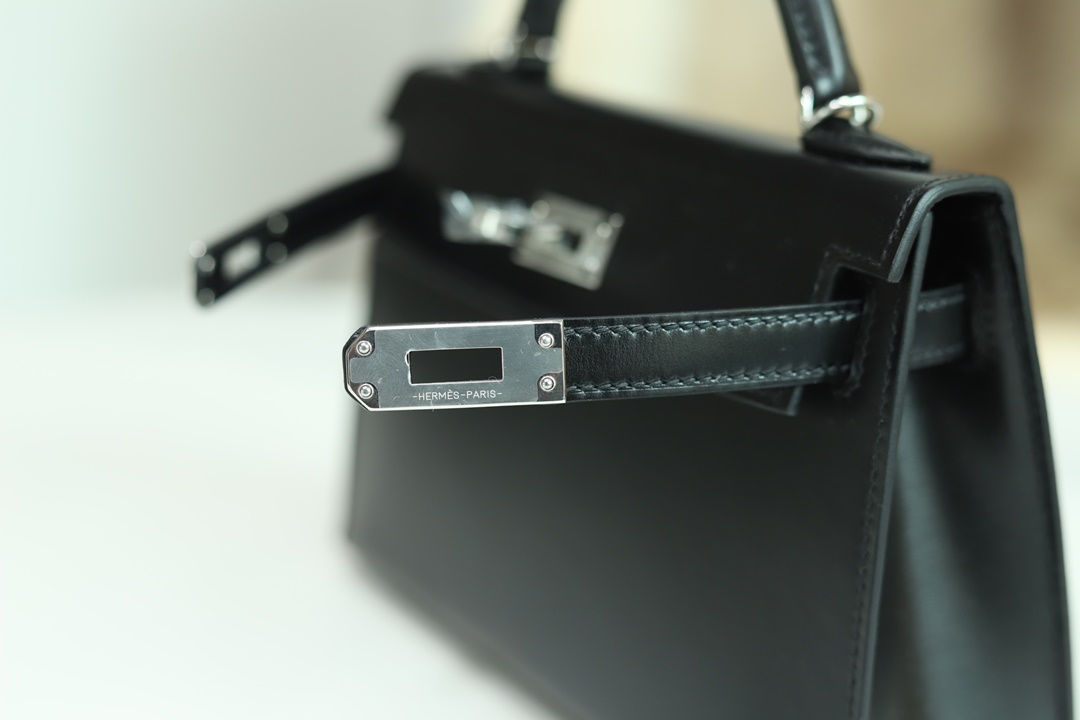 89 NOIR KELLY MINI II EPSOM GHW