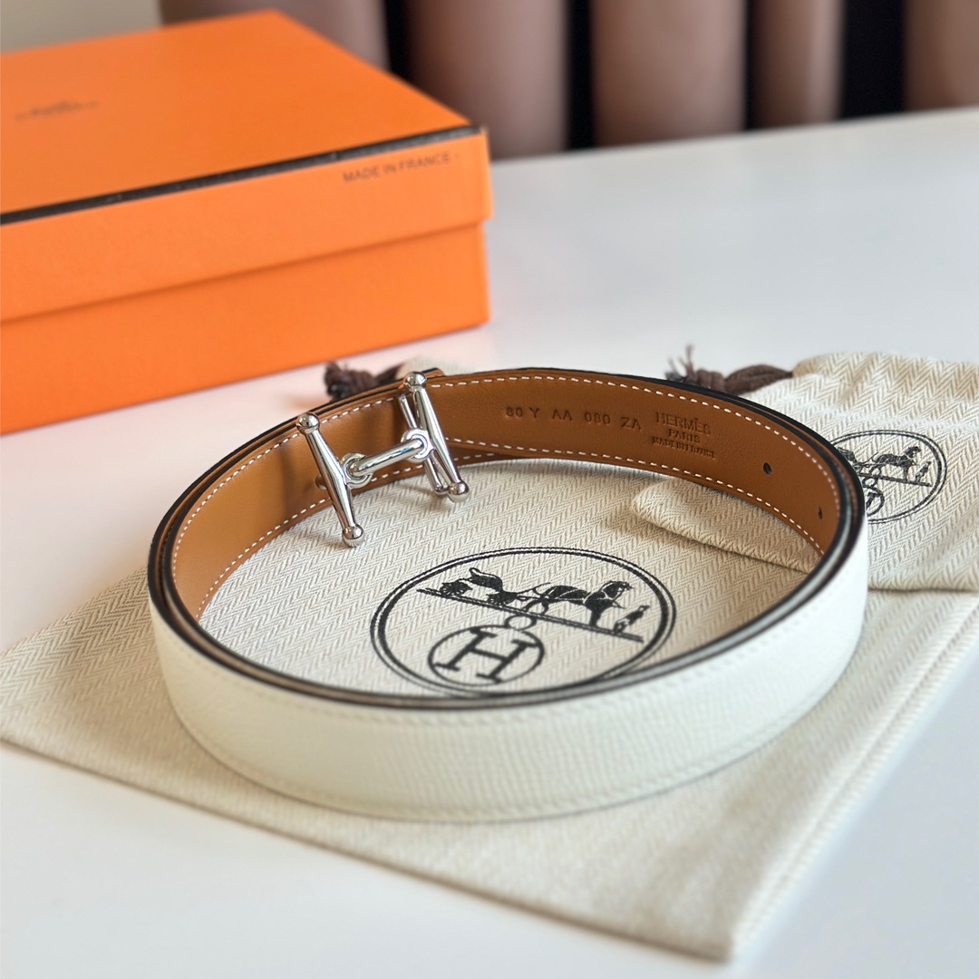 MORS H BELT BUCKLE & REVERSIBLE LEATHER STRAP 24MM