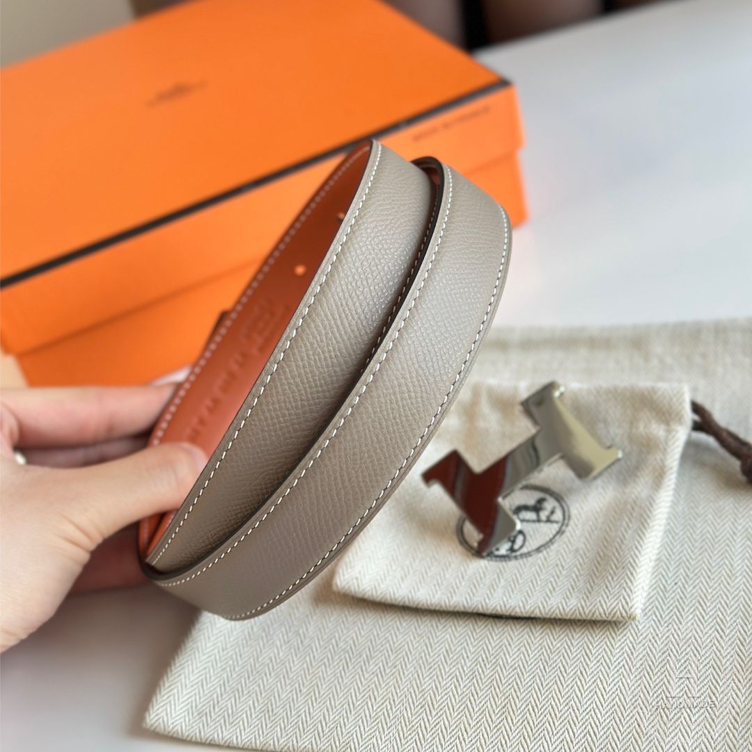 MINI CONSTANCE BELT BUCKLE & REVERSIBLE LEATHER STRAP 24MM MINI CONSTANCE BELT BUCKLE & REVERSIBLE LEATHER STRAP 24MM