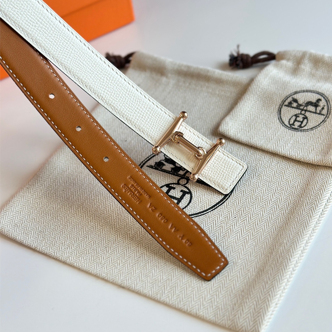MORS H BELT BUCKLE & REVERSIBLE LEATHER STRAP 24MM MORS H BELT BUCKLE & REVERSIBLE LEATHER STRAP 24MM