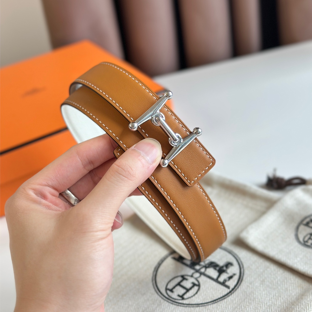 MORS H BELT BUCKLE & REVERSIBLE LEATHER STRAP 24MM