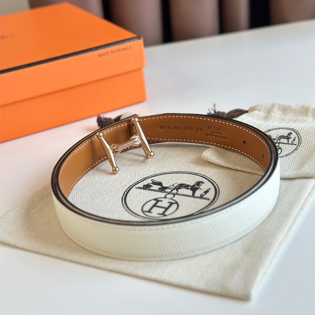 MORS H BELT BUCKLE & REVERSIBLE LEATHER STRAP 24MM MORS H BELT BUCKLE & REVERSIBLE LEATHER STRAP 24MM