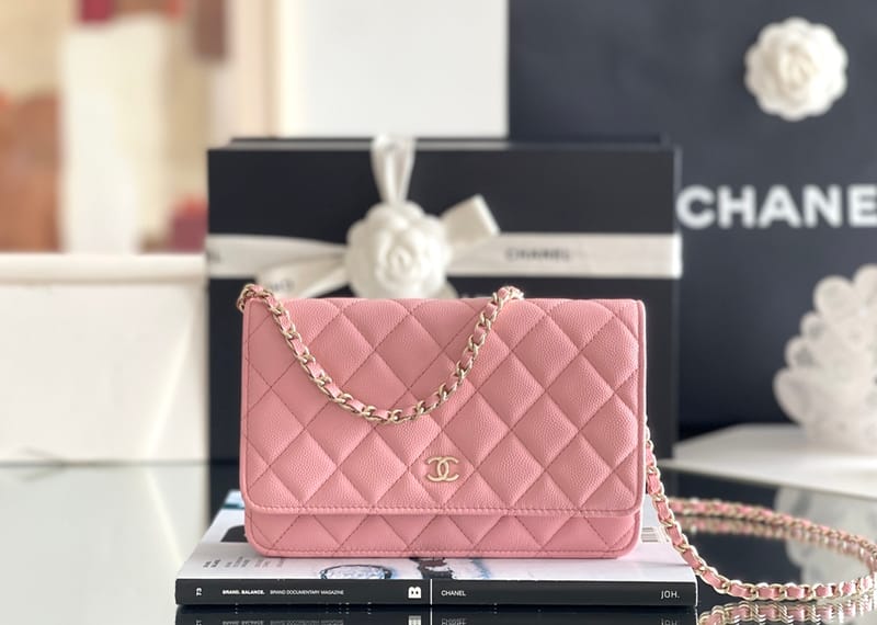Chanel WOC 12 × 19 × 4 cm Pink with light gold clasp