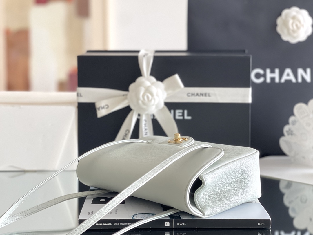 シャネルコサージュ CHANEL】シャネル コサージュ カメリア 布 黒 レディース ブローチ A