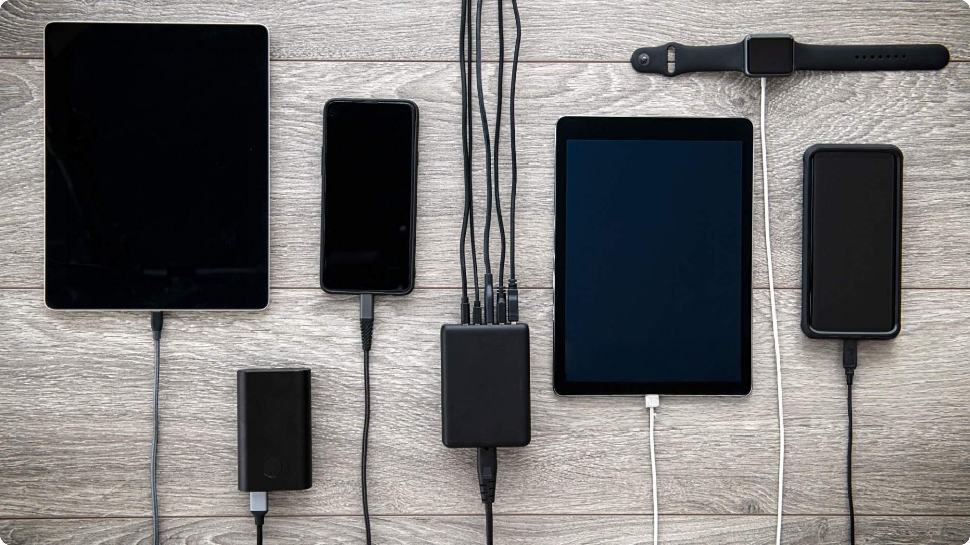 How to Charge 4 Devices at Once: A Multi-Port Setup Guide for Digital ...