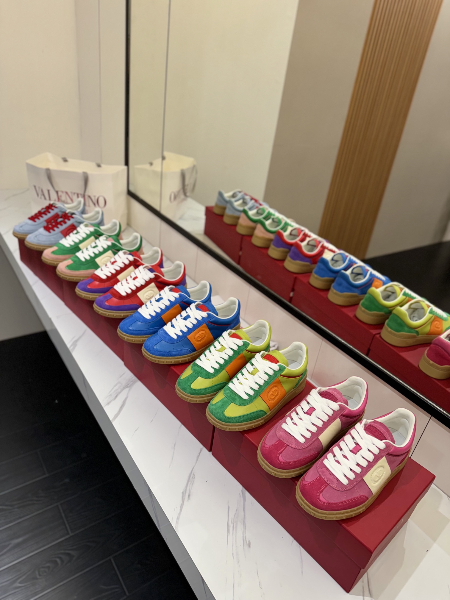 VALENTINO ROMA イタリア製 シルク混スカート I40 ヴァレンティノ（VALENTINO）2024春夏コレクション