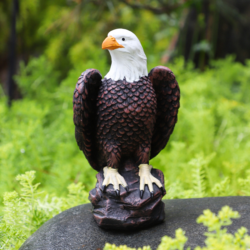 Eagle tabletop decoration Carved model bird home decoration Pastoral ...